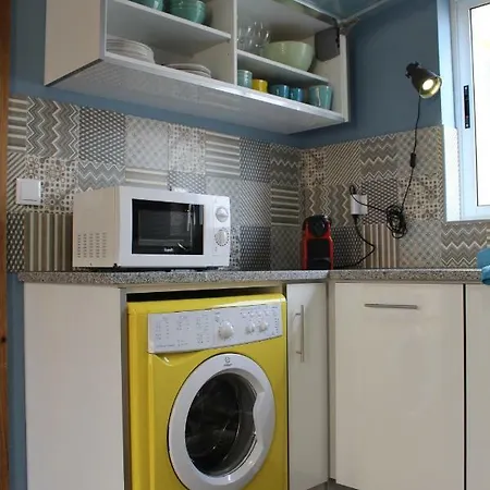 Lost In Terceira Semesterbostad *