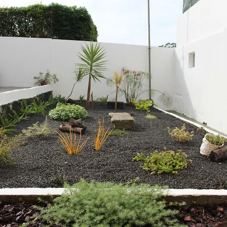 Semesterbostad Lost In Terceira *