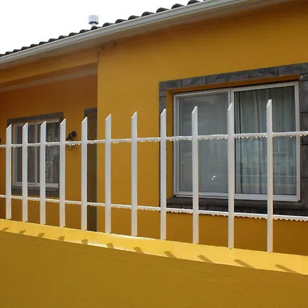 Semesterbostad Lost In Terceira *